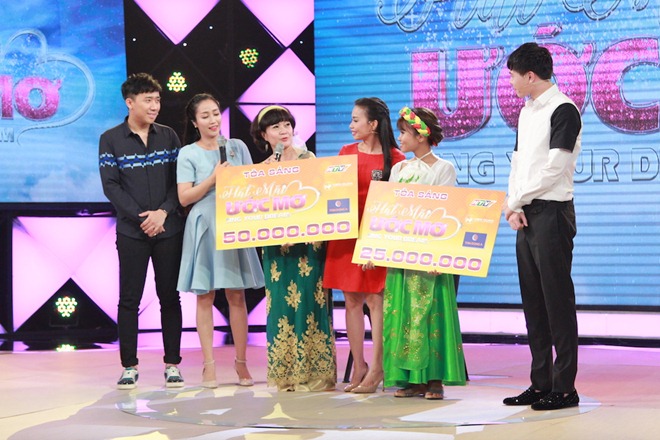 Lời bộc bạch nhớ mẹ của 3 bé mồ côi khiến Trấn Thành - Cẩm Ly - Trịnh Thăng Bình quặn đau - 18