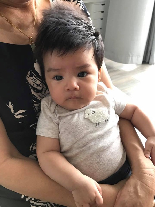 Phạm Quỳnh Anh hạnh phúc mặc dù amp;#34;bà mụ nặn nhầmamp;#34; con gái mà lại đẹp trai - 2