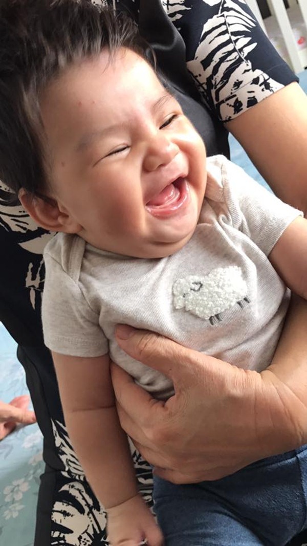 Phạm Quỳnh Anh hạnh phúc mặc dù amp;#34;bà mụ nặn nhầmamp;#34; con gái mà lại đẹp trai - 3