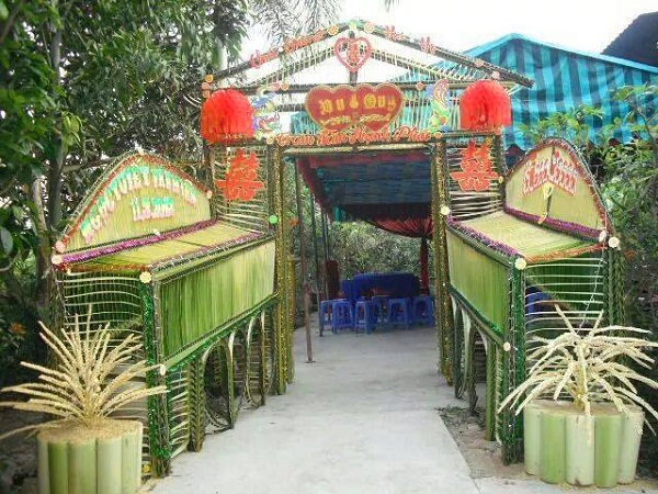 Cổng cưới lá dừa amp;#34;mộc nhưng chấtamp;#34;, hoành tráng không kém cổng hoa giả của đám cưới Việt - 10