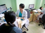 Sức khỏe - Bà bầu có nên đi chơi xa?