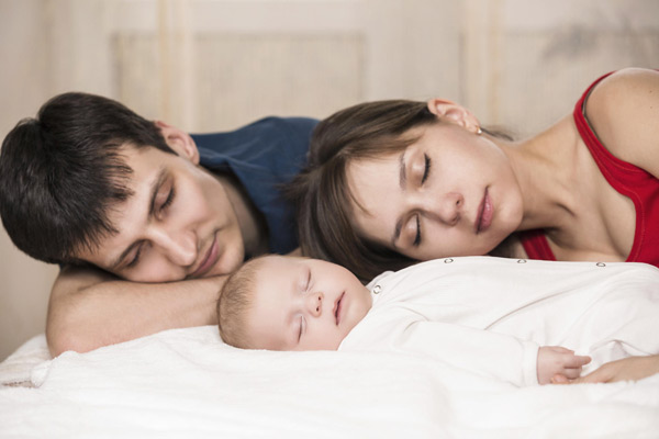 Những việc anh chồng nào cũng cần làm khi chăm vợ sau sinh - 1