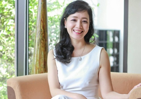 NSƯT Chiều Xuân: “Điều may mắn nhất đời tôi là kết hôn với anh Quân” - 1