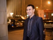 Clip Eva - [Video] MC Quyền Linh mạnh mồm khao cả đoàn trà sữa mà "mang hổng đủ tiền"