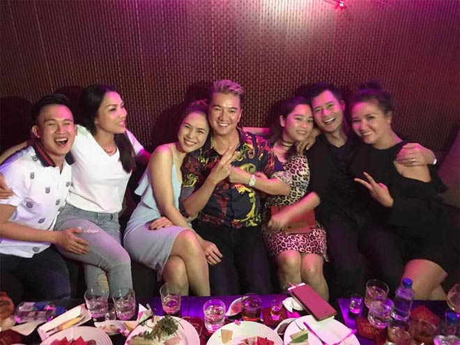 Sao Việt 24h qua: Lê Thúy được chồng xây nhà làm quà tặng - 13