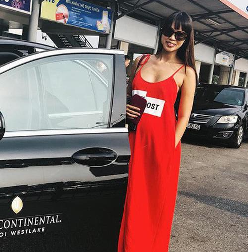 Hà Anh giấu bụng bầu siêu đỉnh với váy 550 ngàn, Hồ Ngọc Hà cũng diện lại y hệt! - 1