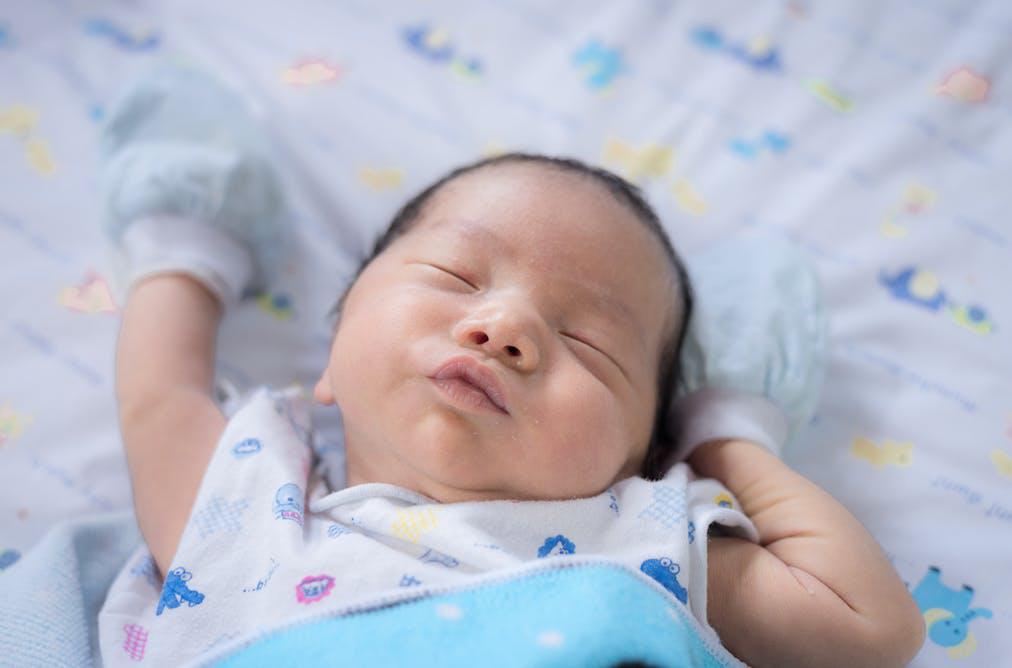 amp;#34;Thủ phạmamp;#34; khiến trẻ sơ sinh hay bị nấc mà nhiều mẹ không biết - 1