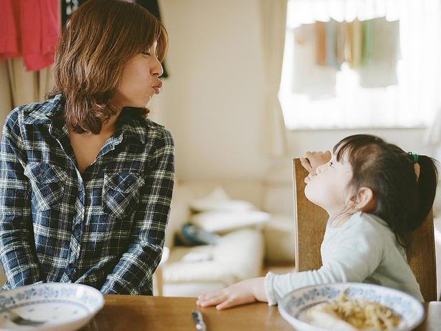 Đừng nói Giỏi quá!, hãy nhớ 4 câu khen này, nghe xong con càng cố gắng, không tự mãn