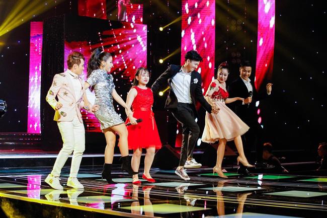 Xuất hiện cô bé xinh như Hoa hậu khiến Ốc Thanh Vân và đồng nghiệp amp;#34;phát cuồngamp;#34; - 10