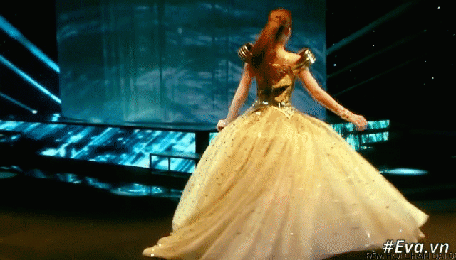 Đọ trình catwalk của Tăng Thanh Hà, Thuỷ Tiên, Minh Hằng trên sàn diễn thời trang - 7