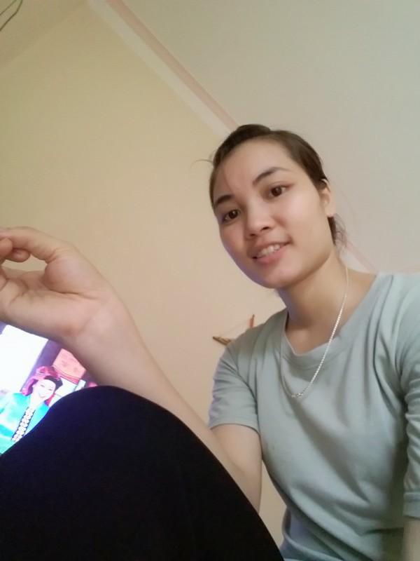 Nỗi khổ của ông bố trẻ có con không chịu đi học vì nhớ mẹ mất tích - 1
