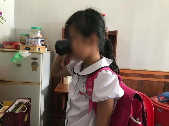 Bà nội cháu bé bị cô giáo ép uống nước giẻ lau bảng: amp;#34;Tôi khóc rất nhiều khi biết chuyệnamp;#34; - 3