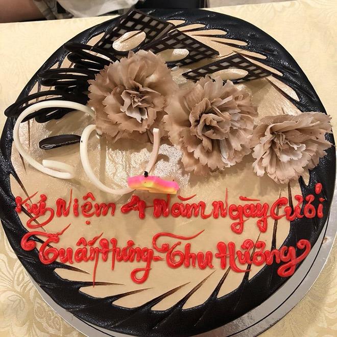 Tuấn Hưng gọi vợ là amp;#34;bàamp;#34; nhân kỷ niệm 4 năm ngày cưới - 2