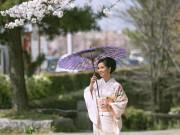 Làm đẹp - Diva Hồng Nhung “biến hoá khôn lường” giữa mùa hoa Anh đào Nhật Bản