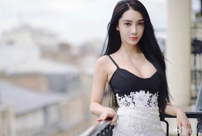 Ngôi sao 24/7: Đang trong phiên tòa xét xử tội cưỡng dâm, Cao Vân Tường vẫn nói yêu vợ - 6