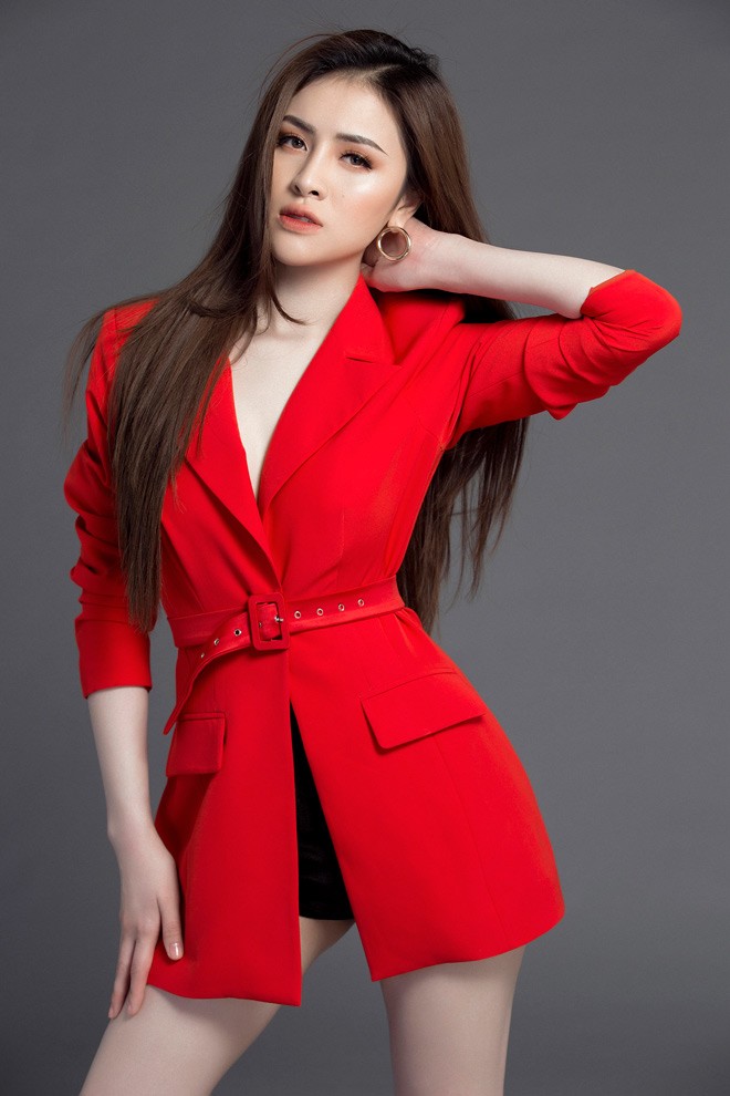 Thư Dung u buồn, gợi cảm khẳng định quyết tâm chinh phục đấu trường sắc đẹp quốc tế - 5