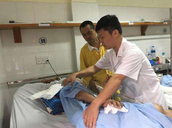 Bố hôn mê 3 tháng, bệnh viện đăng tìm người thân, bất ngờ gặp lại con thất lạc 37 năm - 2