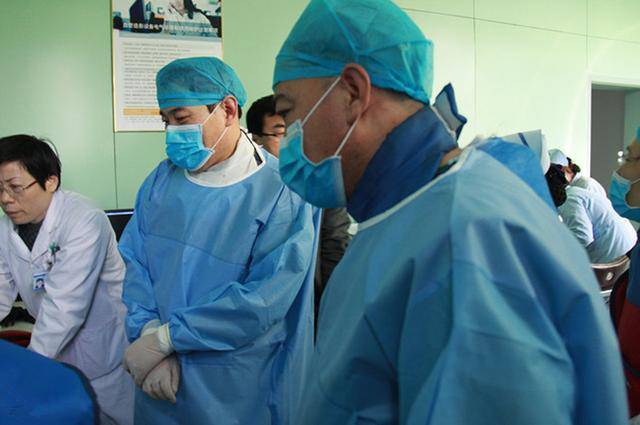 Cô gái nhập viện bụng to như chửa vì thói quen tai hại, bác sĩ kết luận amp;#34;đã quá muộnamp;#34; - 2