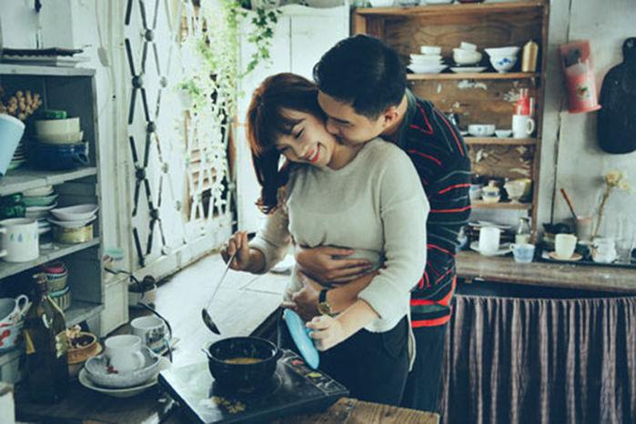 Mới yêu được 3 tuần, bạn trai đã đòi amp;#34;góp gạo thổi cơm chungamp;#34; - 1