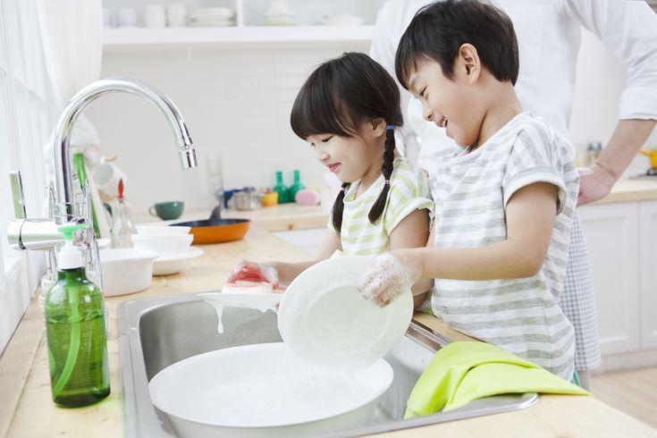 Nếu mẹ có đủ 4 tiêu chí amp;#34;lười” này, con dễ thành công trong tương lai - 2