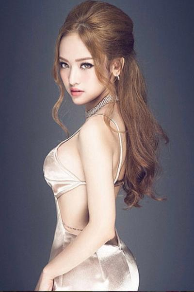 Tình cũ thiếu gia Phan Thành amp;#34;nâng cấpamp;#34; vòng 1 cực khủng, tiến thân vào showbiz? - 1