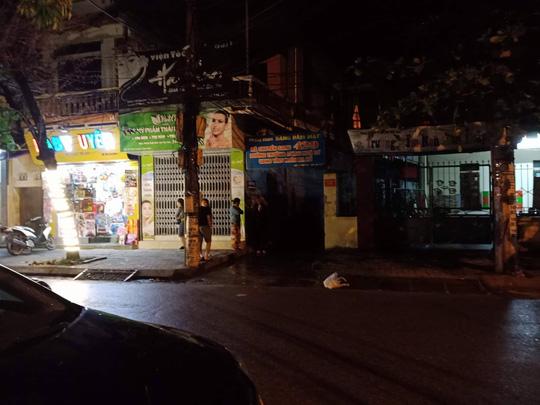 Khám nhà cựu tổng cục trưởng Tổng cục Cảnh sát Phan Văn Vĩnh - 1
