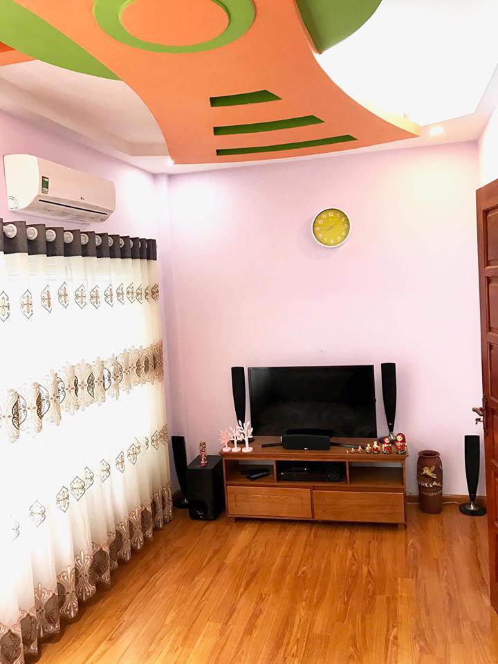 Nhà nhỏ chỉ 30m² nhưng cực ấm cúng của MC Hoàng Linh và hai con trai sinh đôi đáng yêu - 9