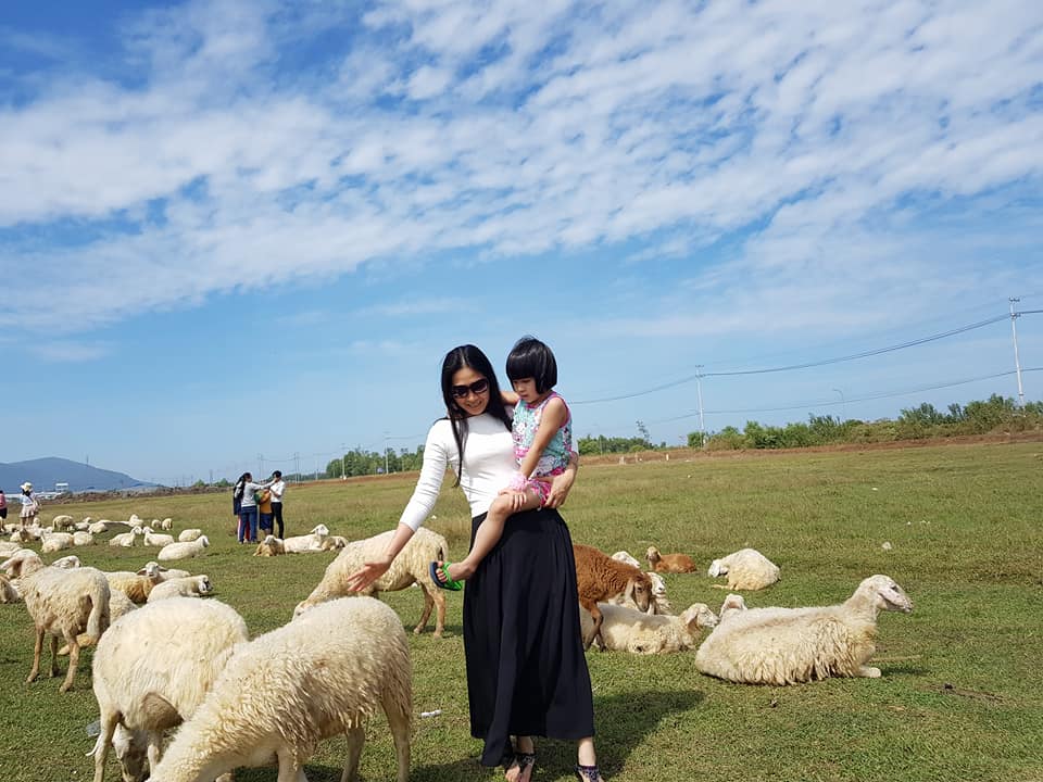 Hè đến rủ nhau về Vũng Tàu thăm đồng cừu bình yên, thơ mộng - 7