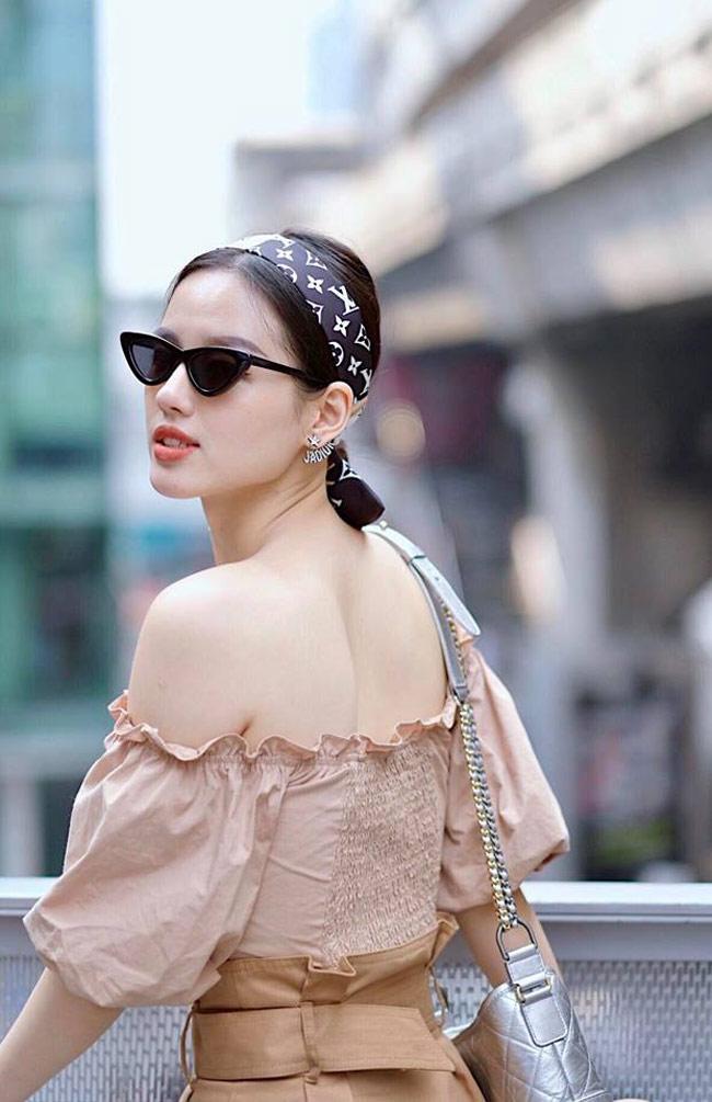 Bỏ quên kính to bản, nhiều sao Việt đang mê mệt kính siêu tí hon - 8