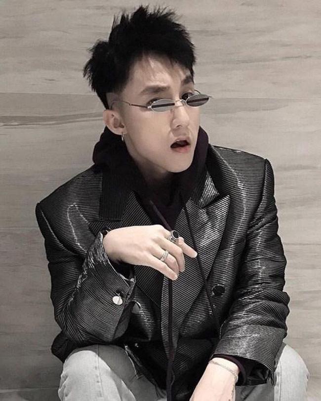 Bỏ quên kính to bản, nhiều sao Việt đang mê mệt kính siêu tí hon - 13