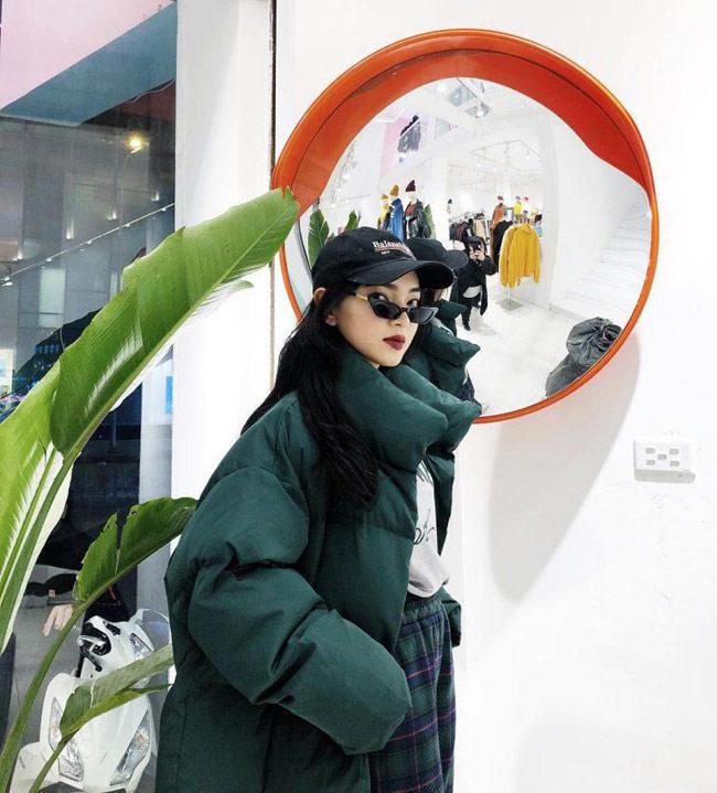 Bỏ quên kính to bản, nhiều sao Việt đang mê mệt kính siêu tí hon - 11