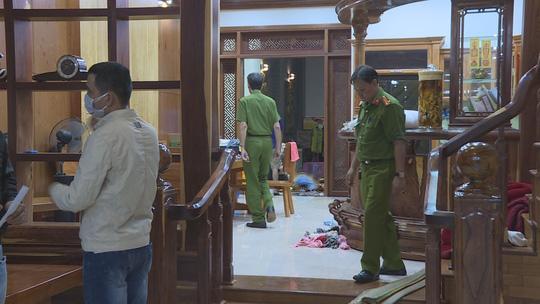 Để lại thư tuyệt mệnh, người đàn ông chết trên tầng 2 trong ngôi nhà chục tỉ đồng - 1