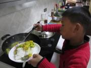 Dạy con - Con có 4 biểu hiện này, chắc chắn về sau bé sẽ rất hiếu thảo