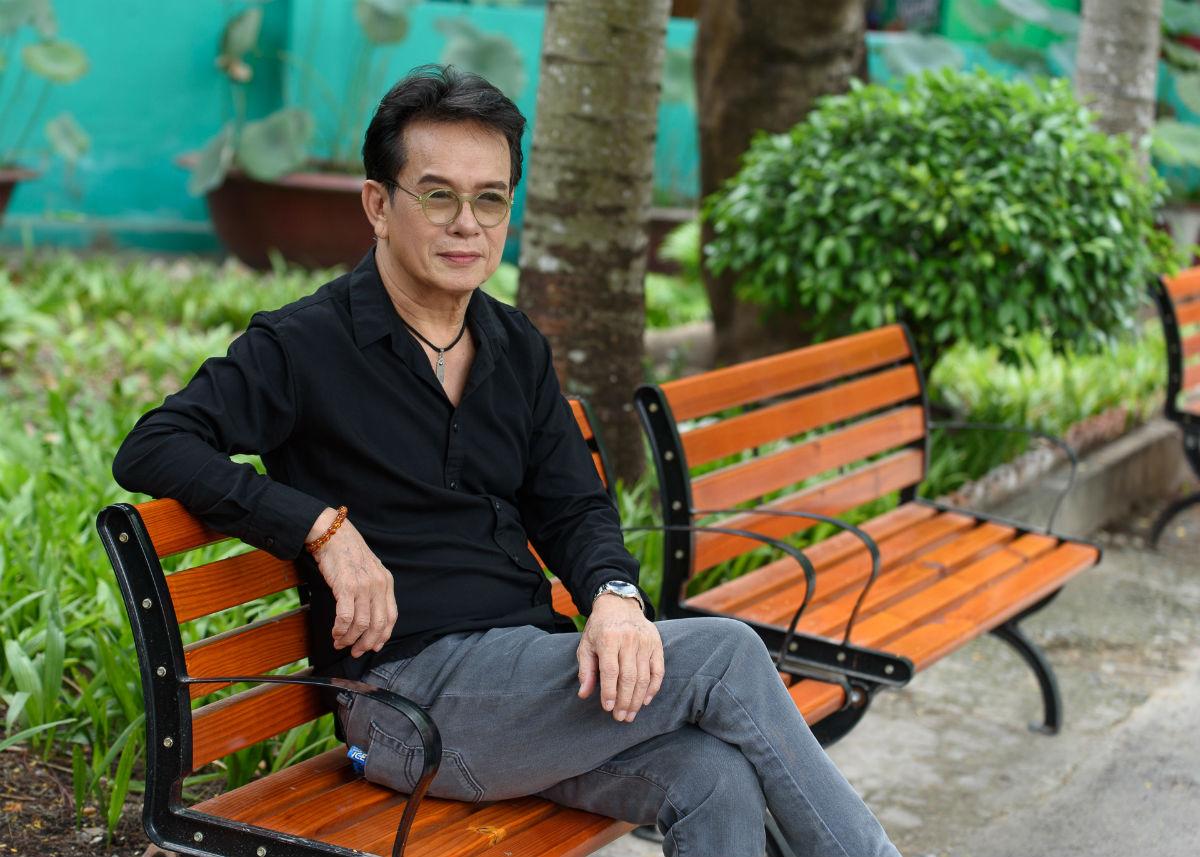 Nhạc sĩ Đức Huy kể chuyện có con thứ 2 với vợ trẻ kém 44 tuổi - 1