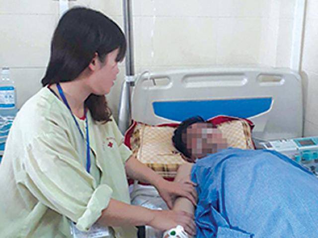 Xót xa gia đình 7 người cùng mắc ung thư trực tràng