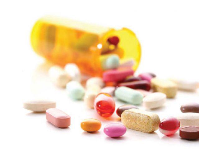 Những nguy cơ chị em dễ gặp phải khi lạm dụng thuốc giảm đau trị đau bụng kinh nguyệt