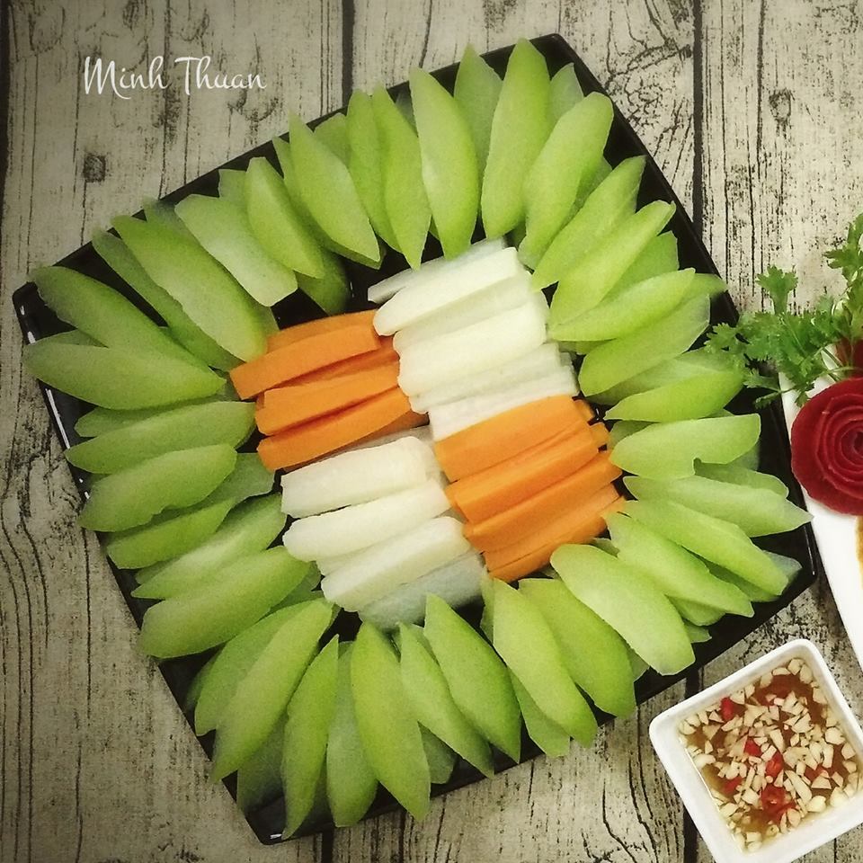Mẹ đảm khoe các đĩa rau khiến dân mạng thốt lên Chỉ là rau thôi có cần ...