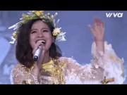 Làng sao - Sing My Song: Nữ thí sinh cười điên dại khi hóa "Xúy Vân" làm HLV nổi da gà