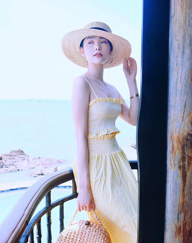 Độ hot của mũ cói đang tăng lên từng ngày nhờ Hà Hồ, Hà Tăng - 4