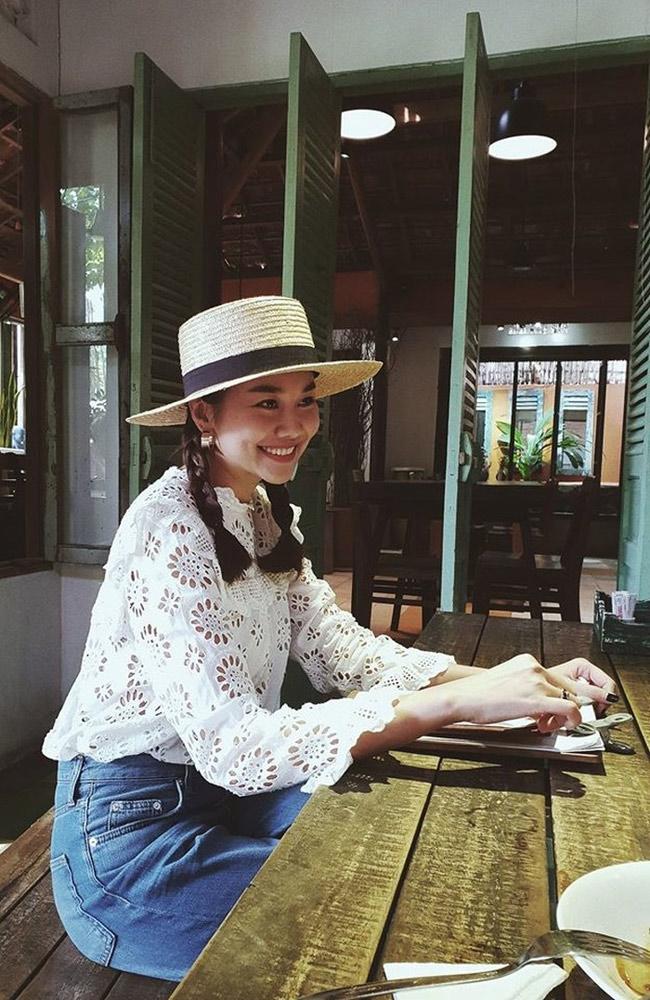 Độ hot của mũ cói đang tăng lên từng ngày nhờ Hà Hồ, Hà Tăng - 5