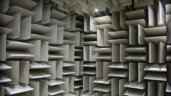 khong gian ki la ron nguoi trong can phong "yen tinh nhat the gioi", nghe duoc ca... tieng xuong khop - 5