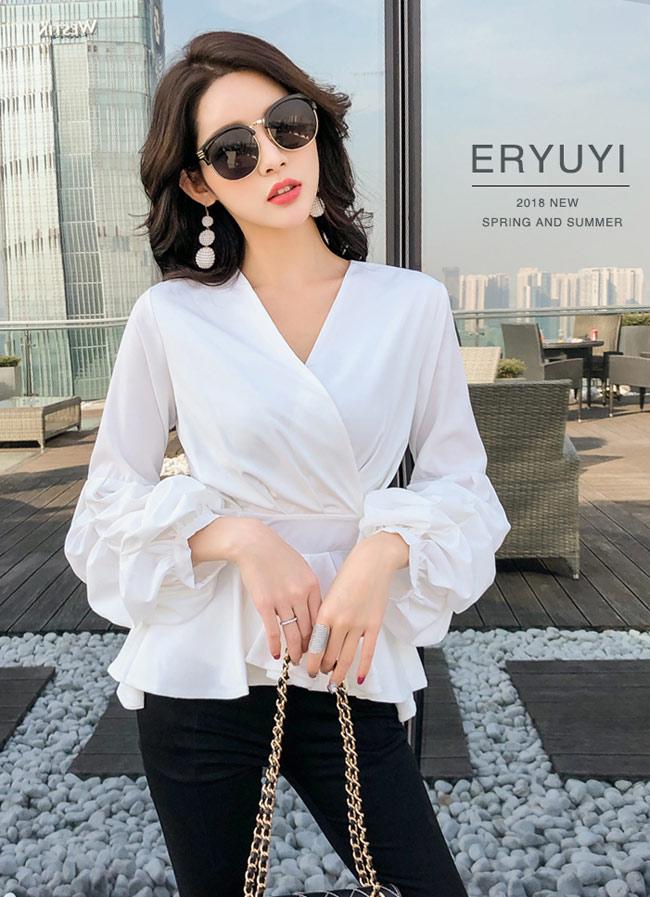 Theo chân sao Việt chọn mua 5 mẫu sơ mi đáng mua nhất hè này - 16