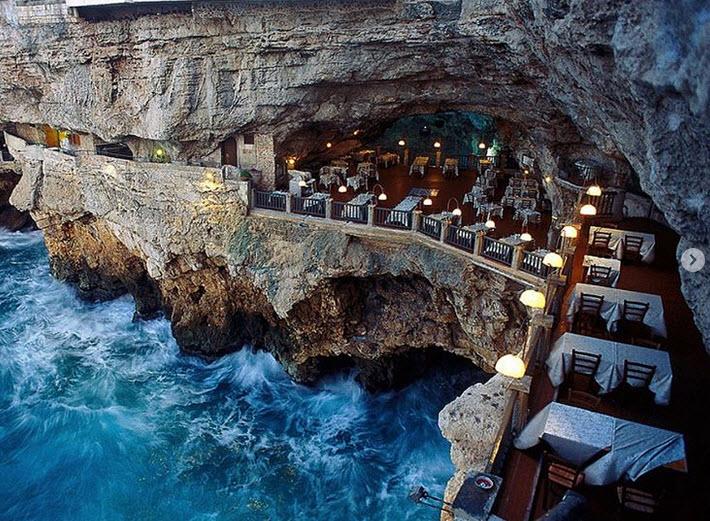 12 nhà hàng nườm nợp khách tới ăn nhưng đồ ăn lại chỉ là thứ yếu - 8