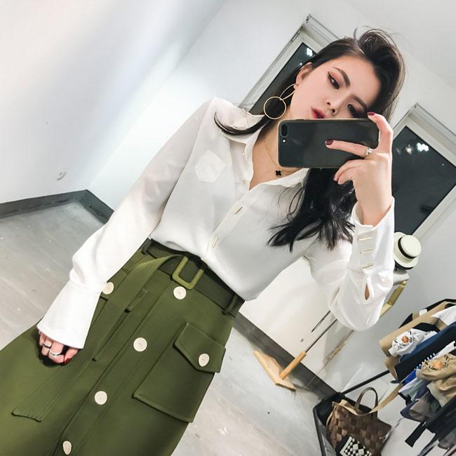 Theo chân sao Việt chọn mua 5 mẫu sơ mi đáng mua nhất hè này - 13