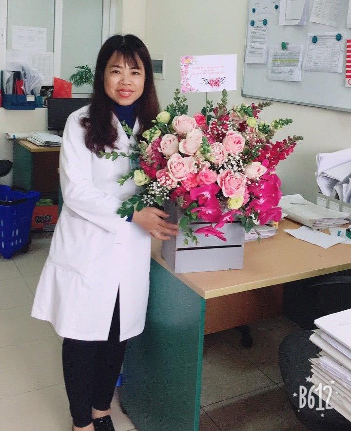 Mẹ Hà Nội amp;#34;từng bỏ qua chuyện cô giáo miệt thị con mìnhamp;#34; khuyên mẹ bé P.A amp;#34;Hãy tha thứ!amp;#34; - 2