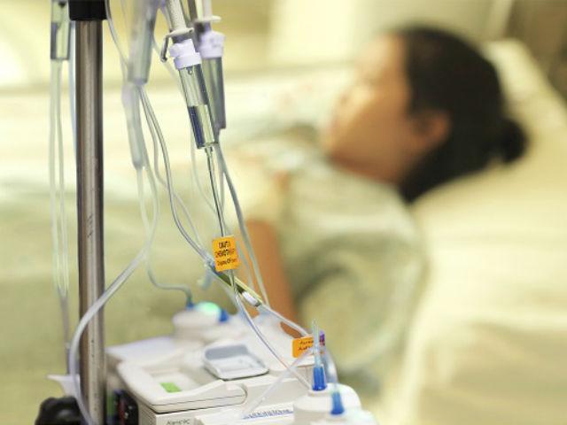 Cứ ngỡ rong kinh, mẹ 3 con sốc nặng khi bác sĩ tuyên bố mắc bệnh 1000 người có một