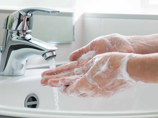 Rửa tay tưởng dễ nhưng hóa ra ai cũng mắc 6 sai lầm kinh điển này