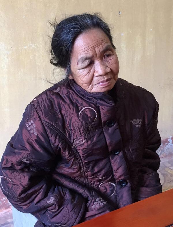 Bà lão khai lý do lạnh lùng cắt tay, chân hàng xóm đến tử vong - 1