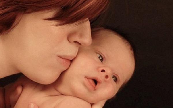 Đừng xem nhẹ nguy hiểm từ nụ hôn, nhiều bé sơ sinh đã gặp nạn, thậm chí là tử vong - 5