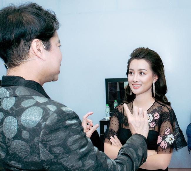 MC Quỳnh Chi từng lầm tưởng ca sĩ Quang Lê là người khó gần - 6